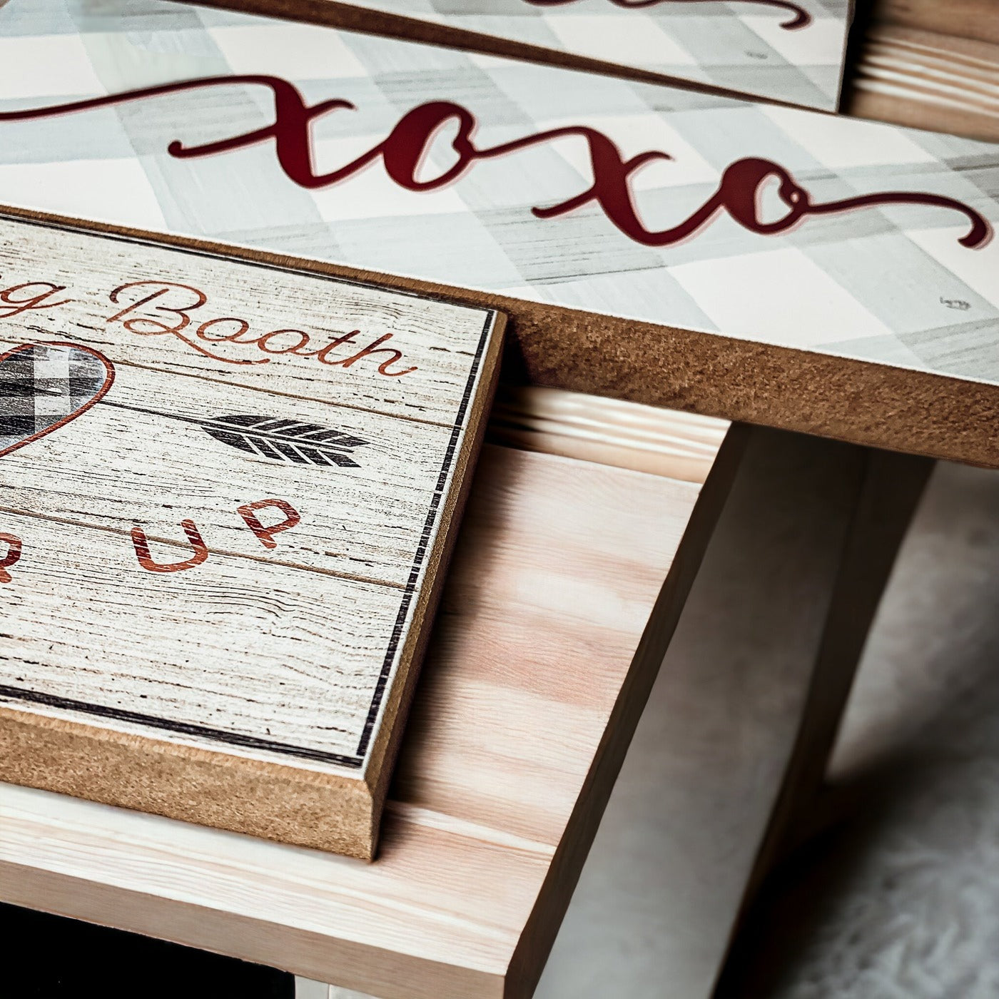 Kuss-Stand Handgemachtes Dickes Holzschild 6x4x1 Zoll Valentinstag Etagere Kaminsims Regal Deko
