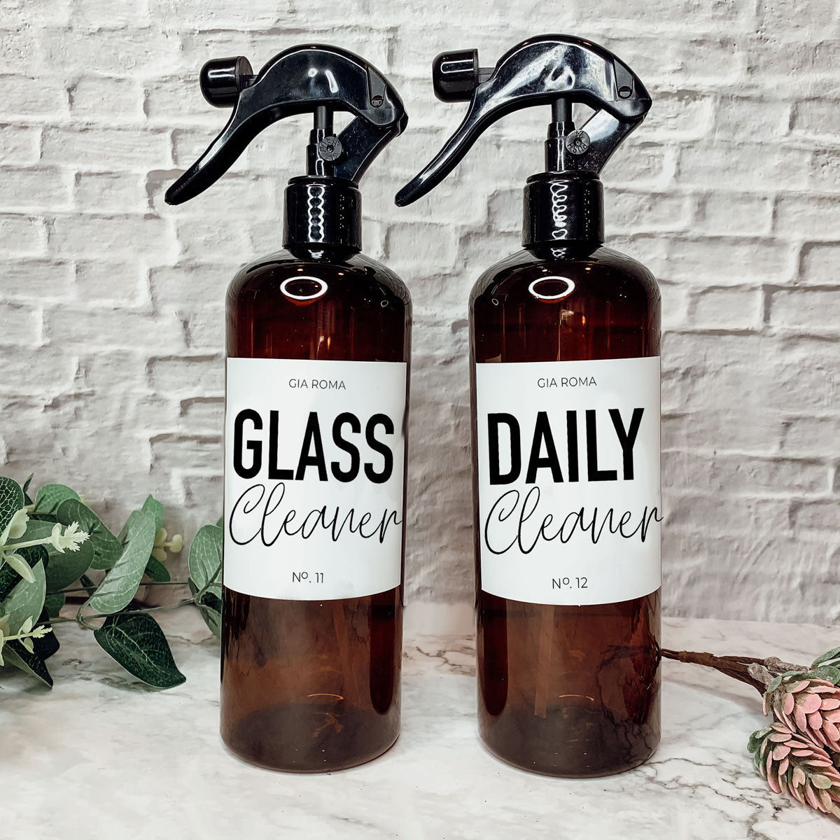Bouteilles vaporisatrices en plastique de 473 ml avec étiquettes blanches ou noires imperméables