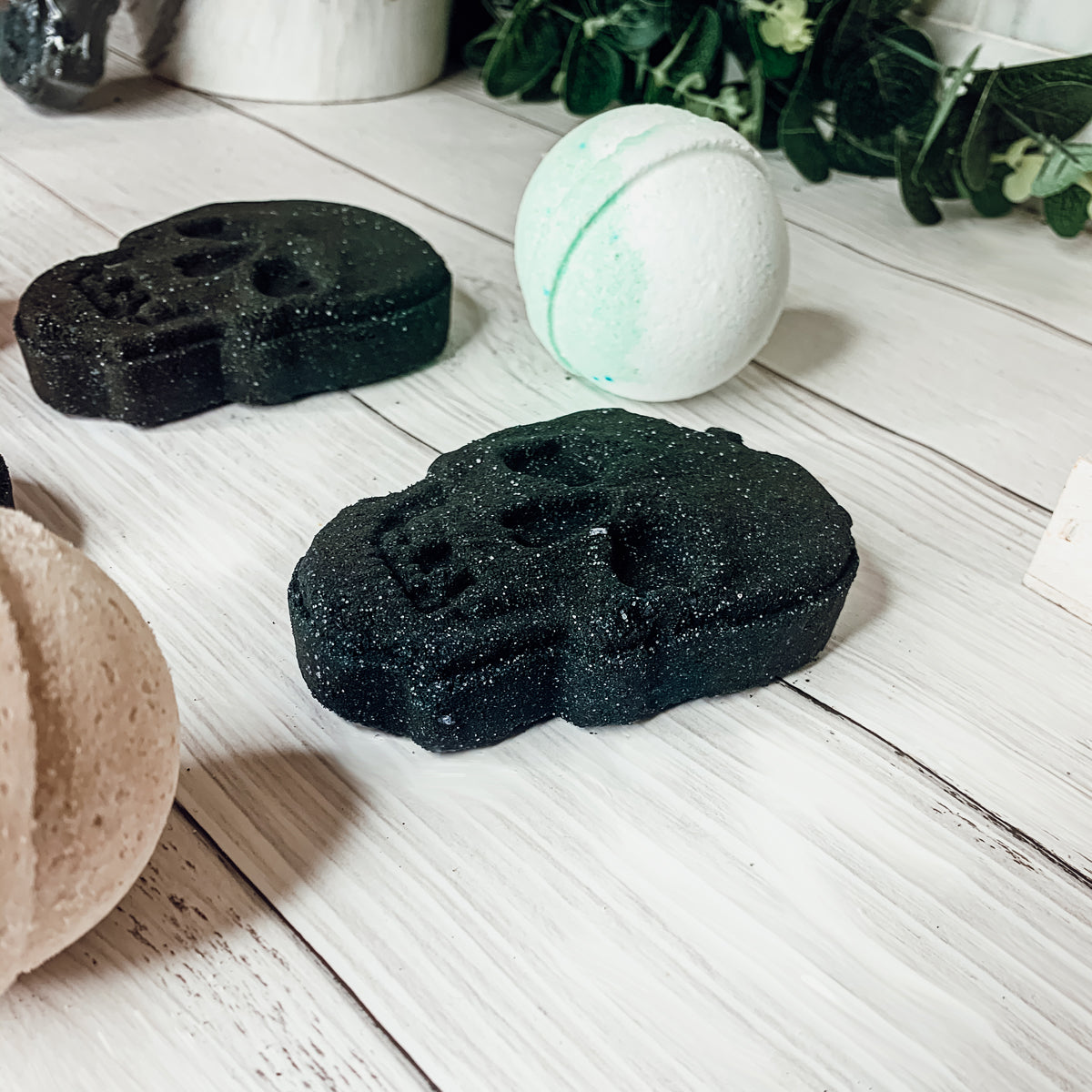 Bombe de bain Crâne d'Halloween 140g - Grande Senteur Eucalyptus et Menthe verte Mixte Cadeau