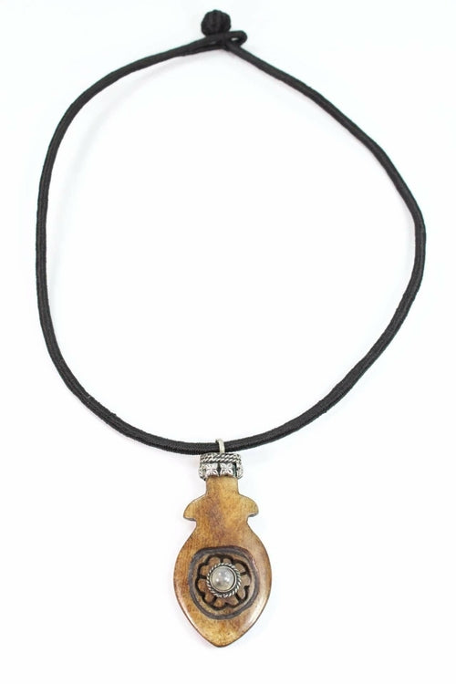 Collier Pendentif Tribal Fleur Poisson Breloque Pierre Boho