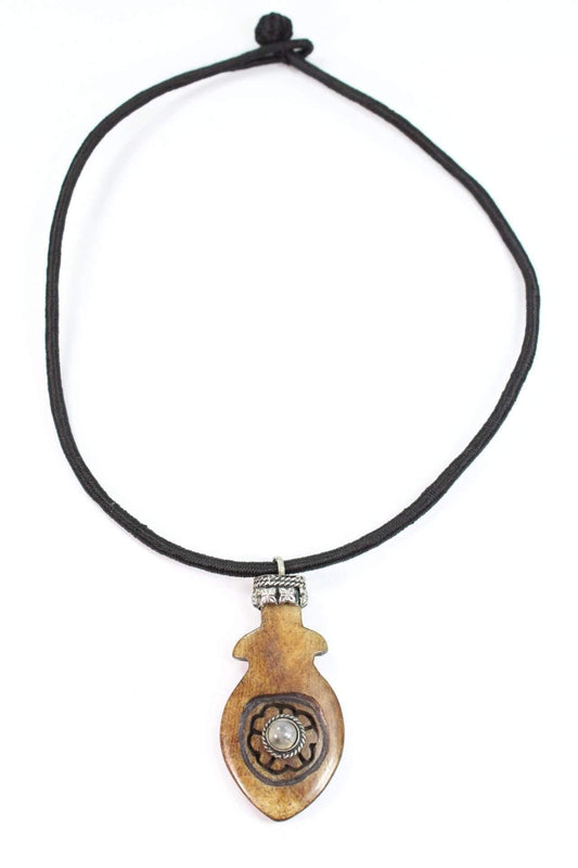 Collier Pendentif Tribal Fleur Poisson Breloque Pierre Boho