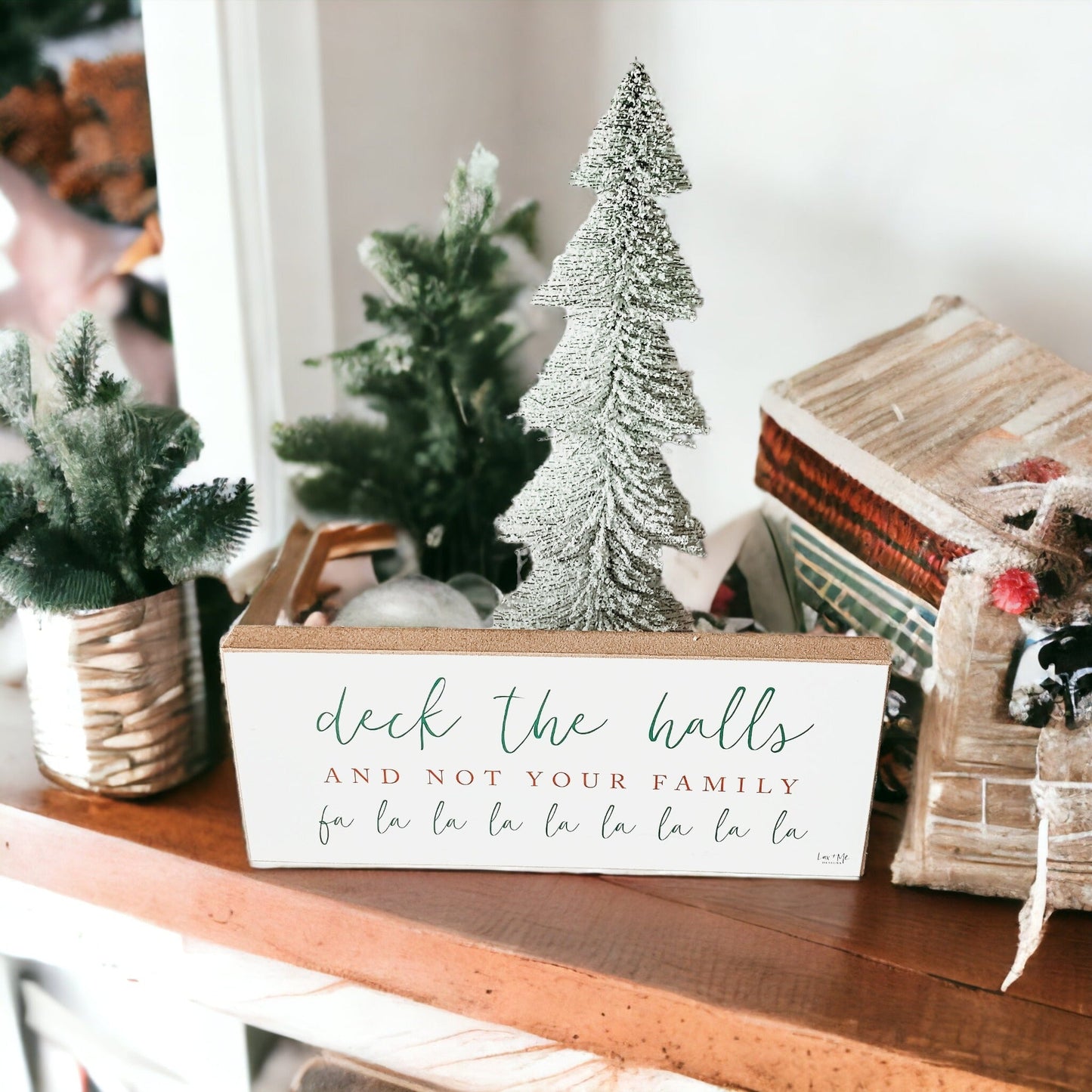 Plaque en bois de Noël humoristique "Deck The Halls" faite à la main pour tablettes et manteaux de cheminée 10x4x1 Rouge Vert