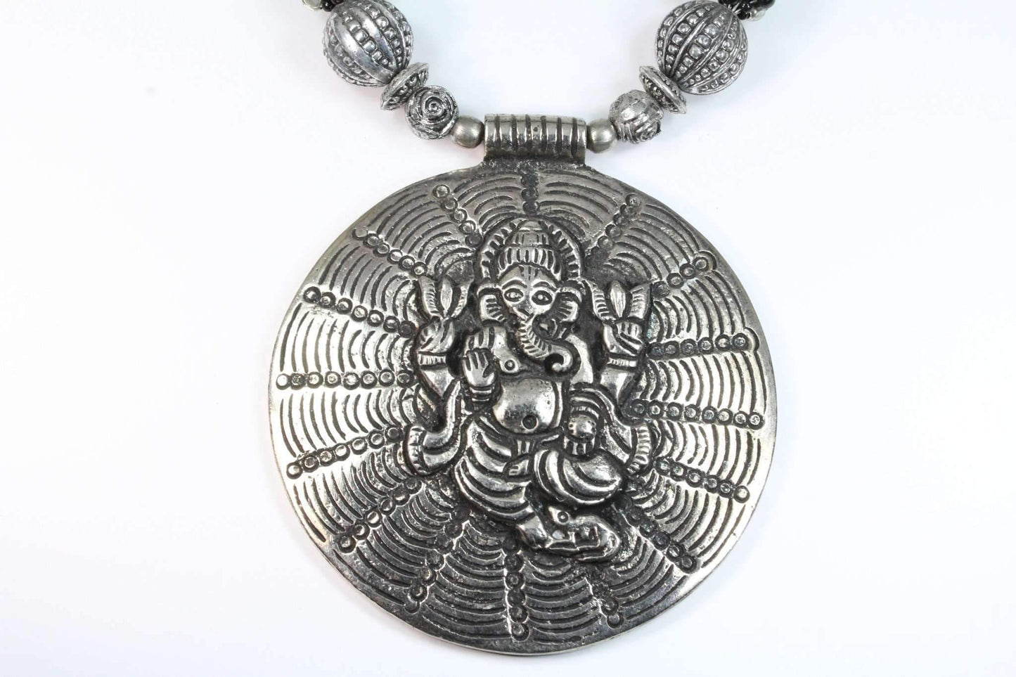 Ganesha Cosmos Handgefertigte Spirituelle Statement-Halskette