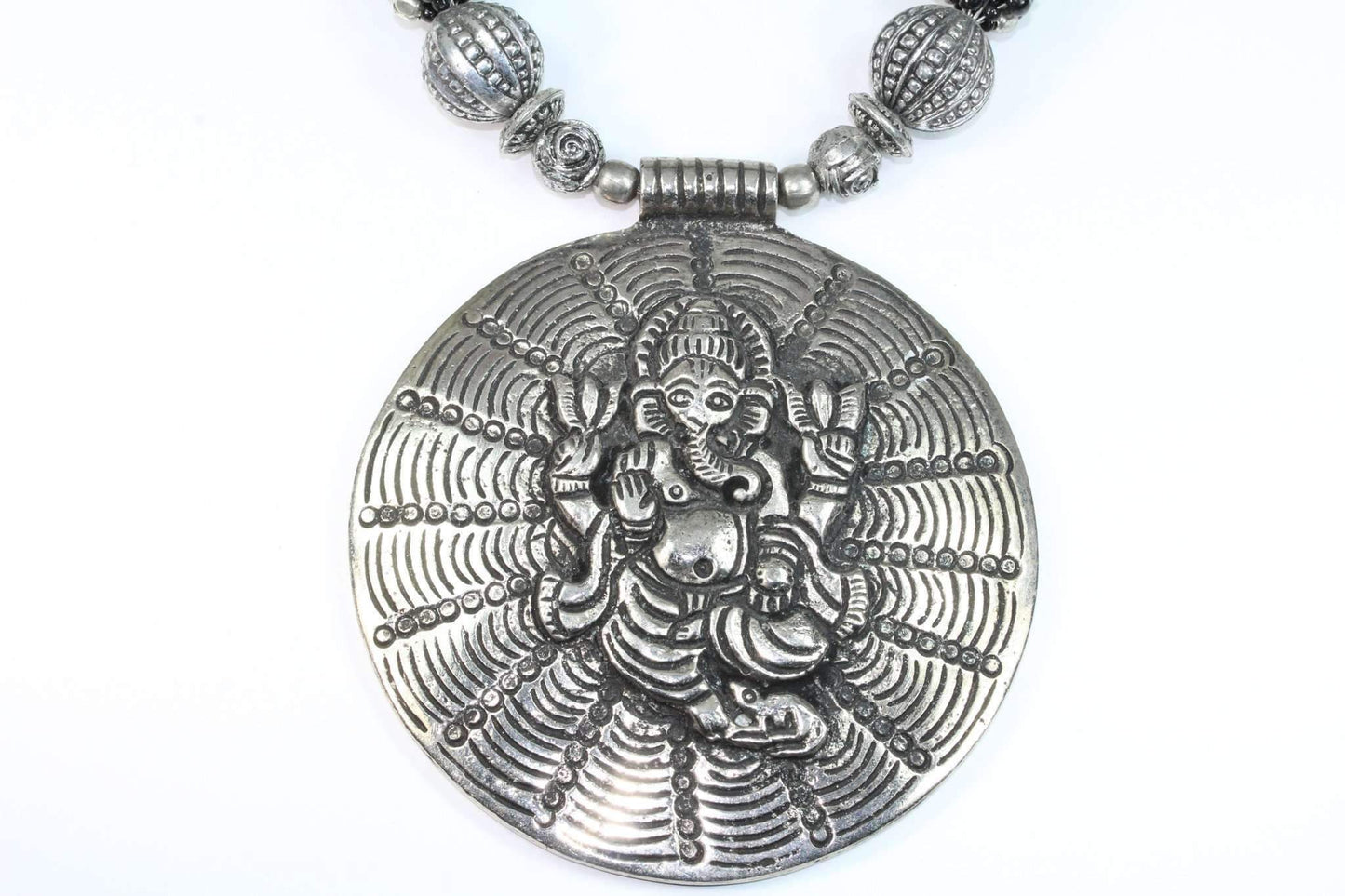 Ganesha Cosmos Handgefertigte Spirituelle Statement-Halskette