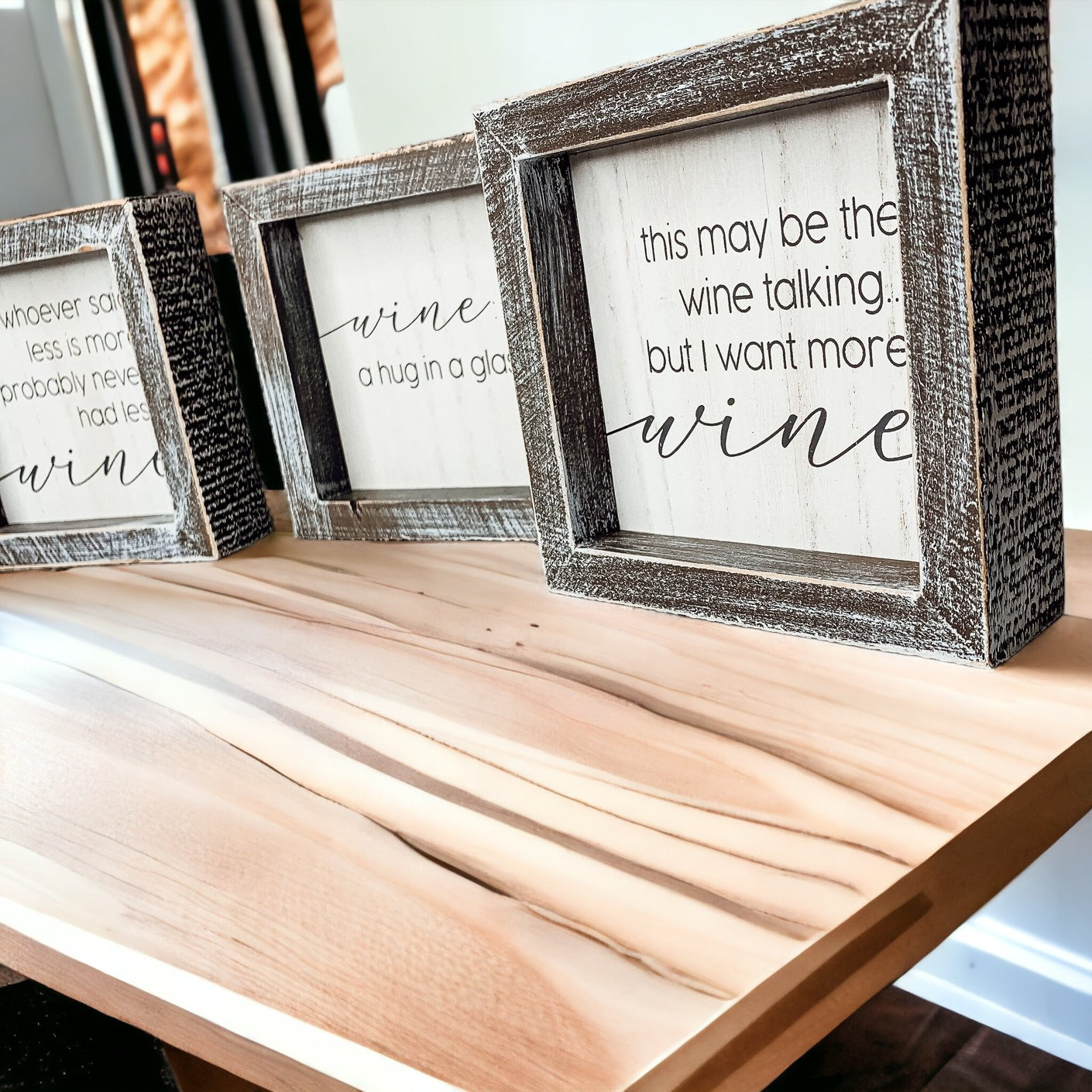 Cadeau amusant pour les amateurs de vin, verre ou gobelet avec l'inscription "Le vin parle", cadeau humoristique