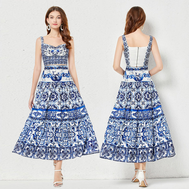 Prominentes kurzärmeliges Kleid