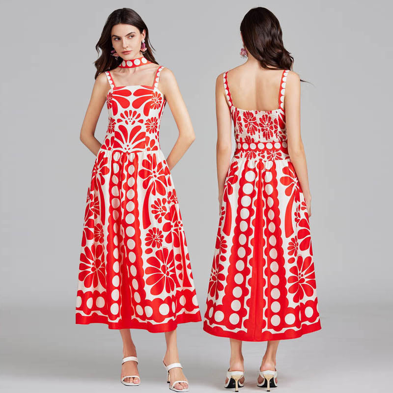 Prominentes kurzärmeliges Kleid