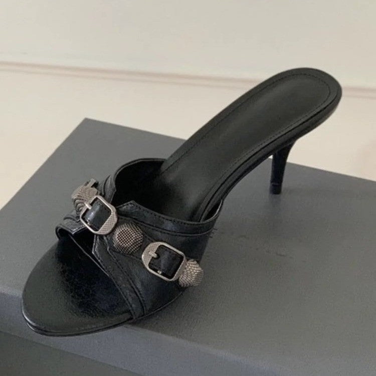 Fashionable Sandals Black Wine Glass Heel