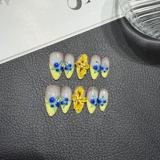 Original Handmade Pinch Blueberry 3D Carving Hand Pressed on Nails Wholesale