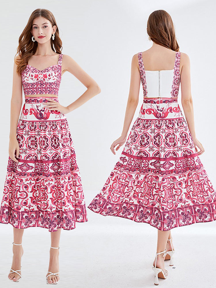 Prominentes kurzärmeliges Kleid