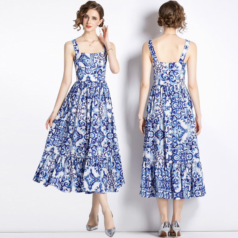 Prominentes kurzärmeliges Kleid