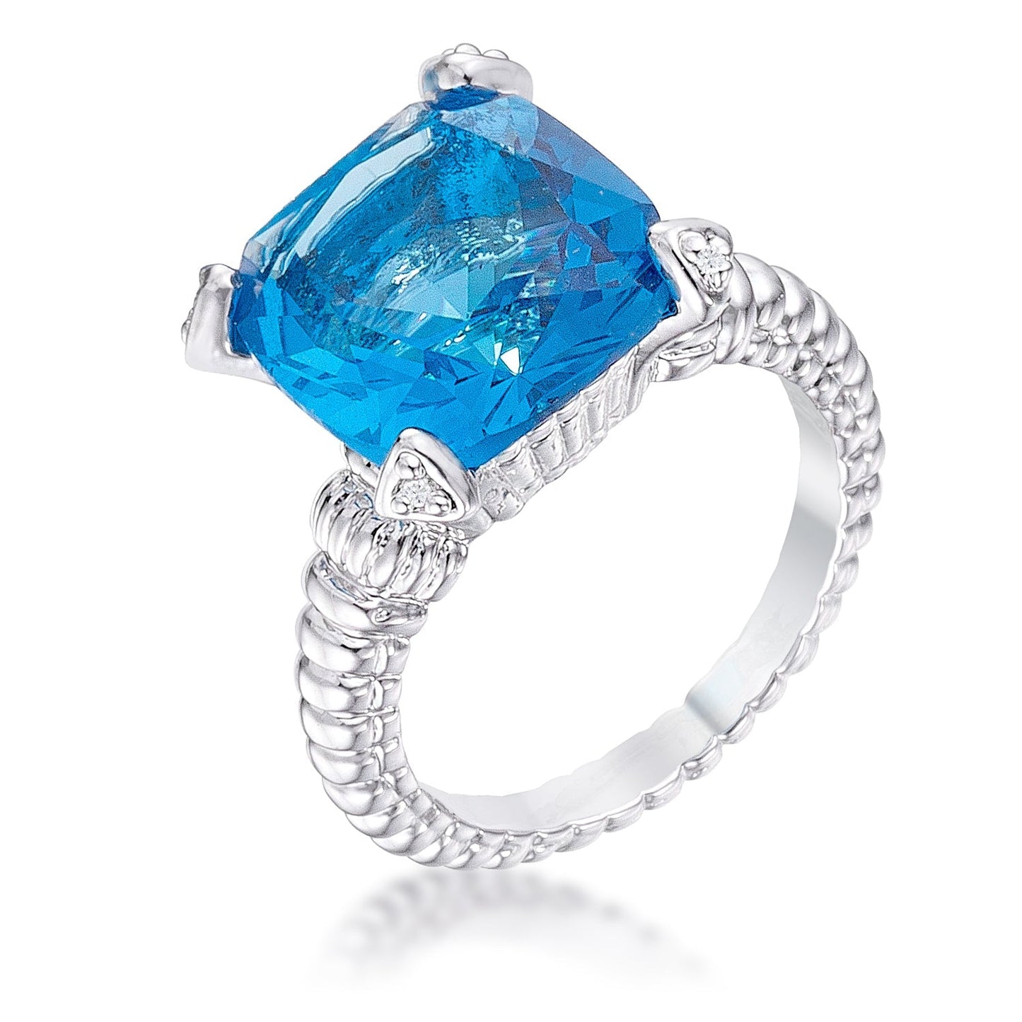 Avera Classic Princess Cut Engagement Ring With Baguette Accents