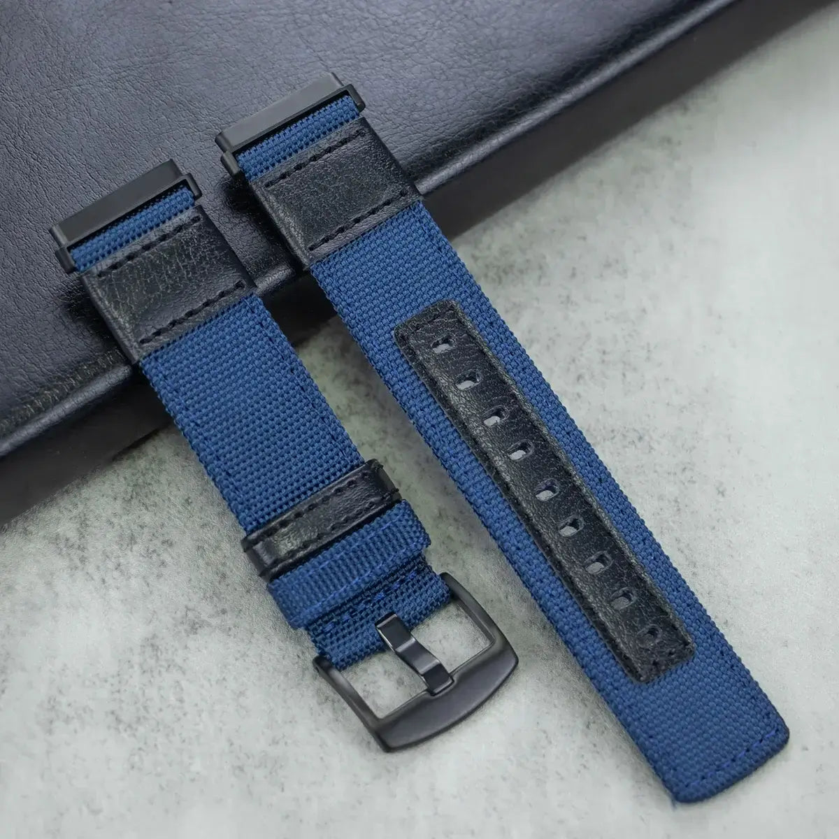 Fitbit Versa & Sense Nylon-Lederarmband – Vielseitiger Stil