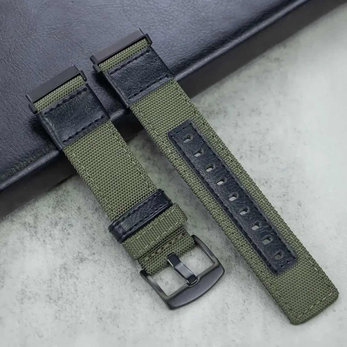 Fitbit Versa & Sense Nylon-Lederarmband – Vielseitiger Stil