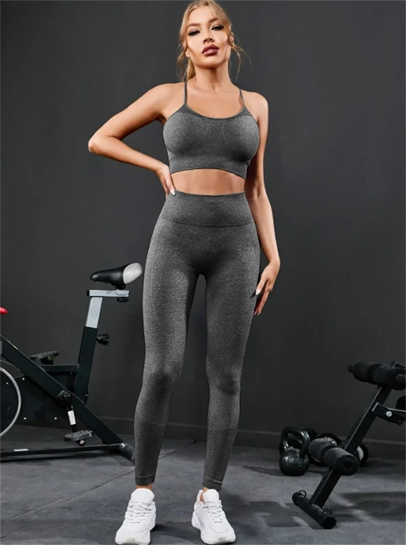 🧘‍♀️ 2-Piece Women's Seamless Yoga Set