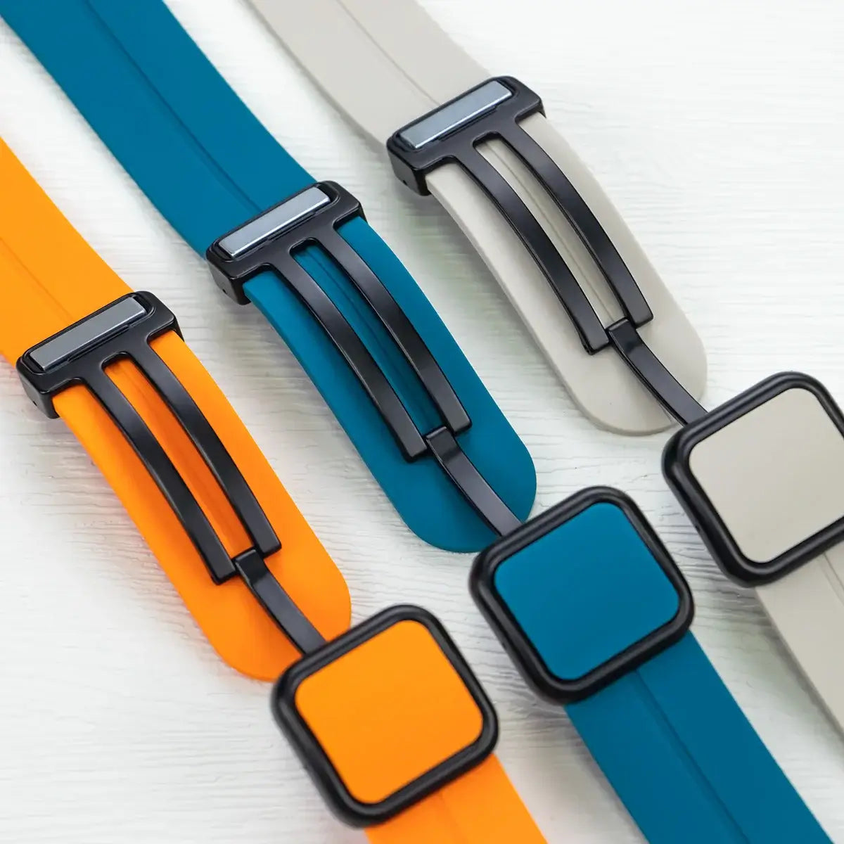 Fitbit Versa & Sense Silikonarmband – wasserdicht & magnetisch