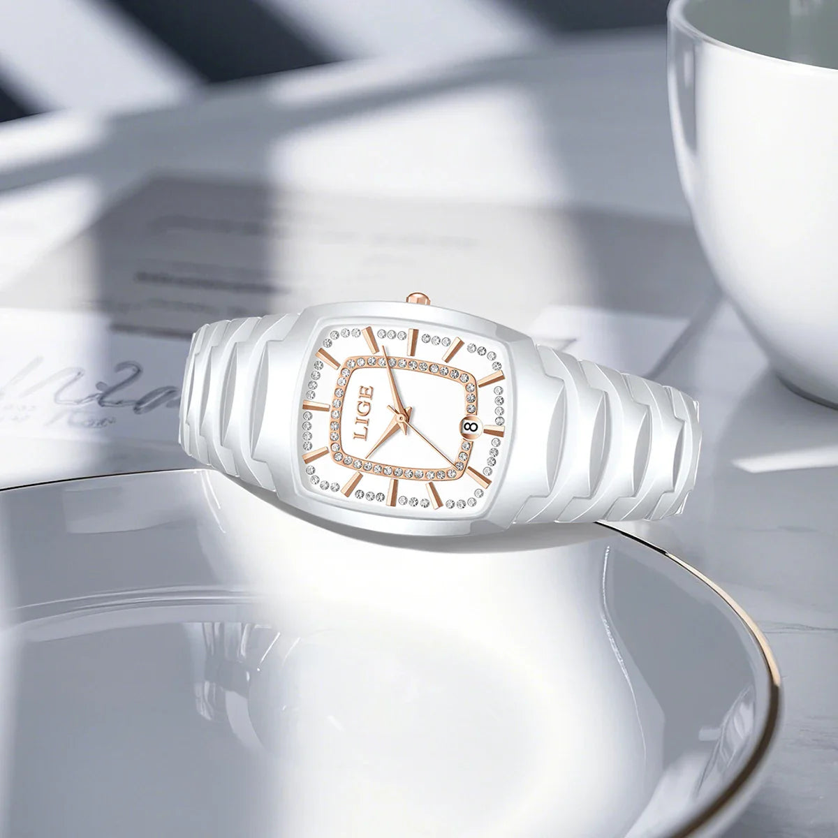 Montre-bracelet à quartz en céramique blanche et cristal pour femme, idée cadeau