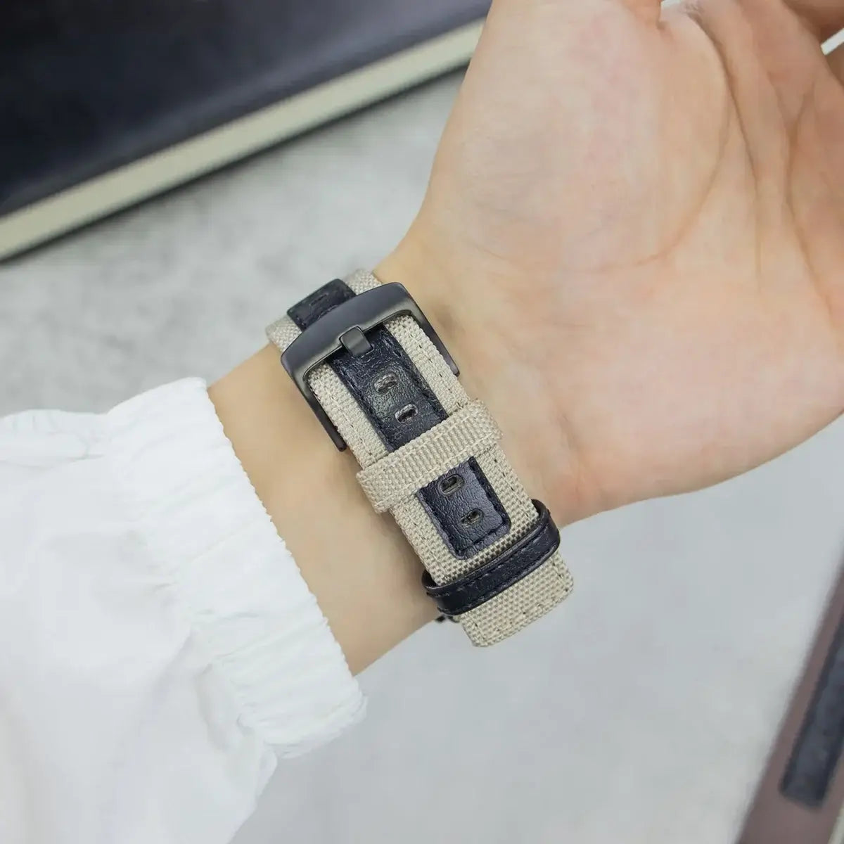 Fitbit Versa & Sense Nylon-Lederarmband – Vielseitiger Stil