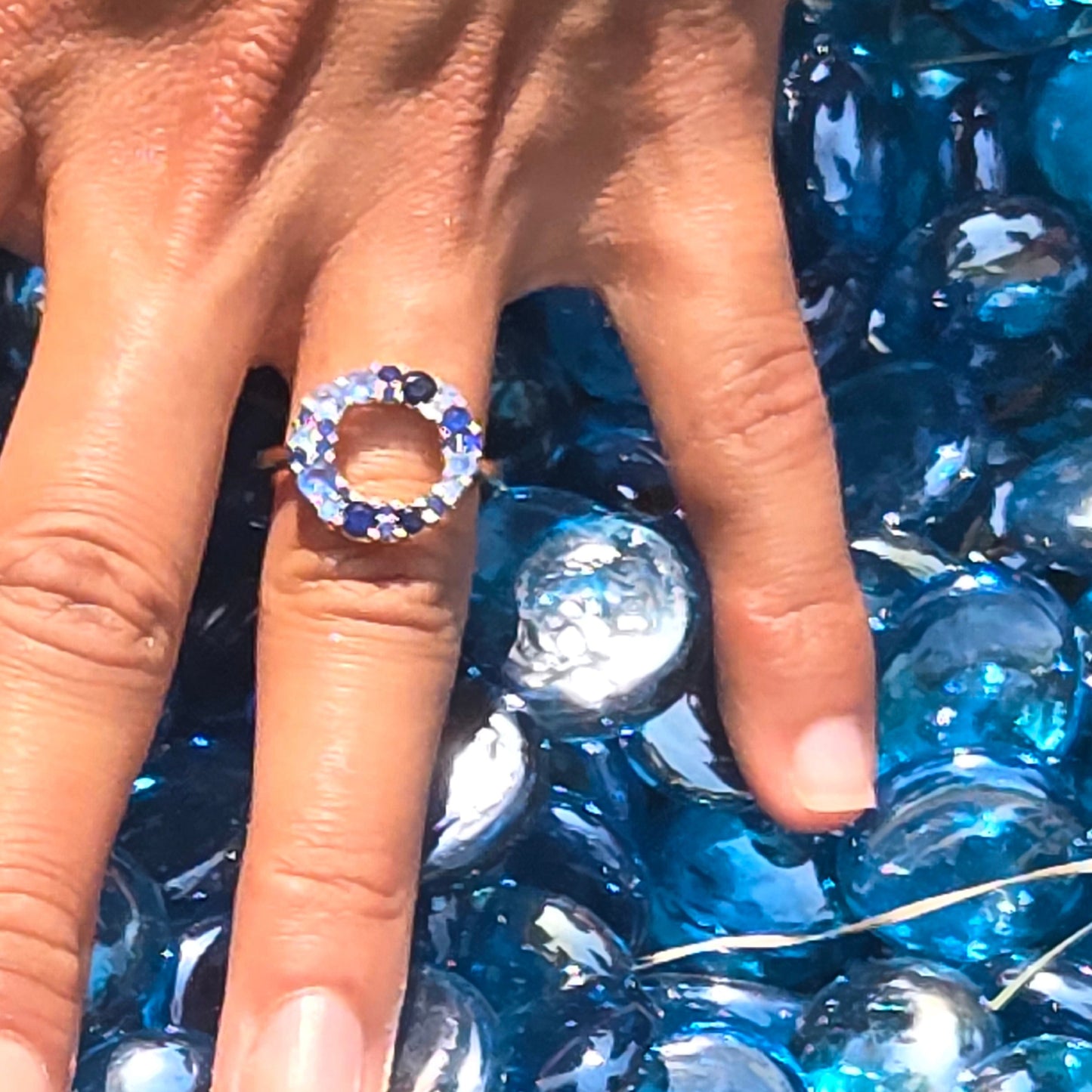 Statement-Ring „Seaside“ in Gold – Blauer Zirkonia, Sterlingsilber, 18 Karat vergoldet