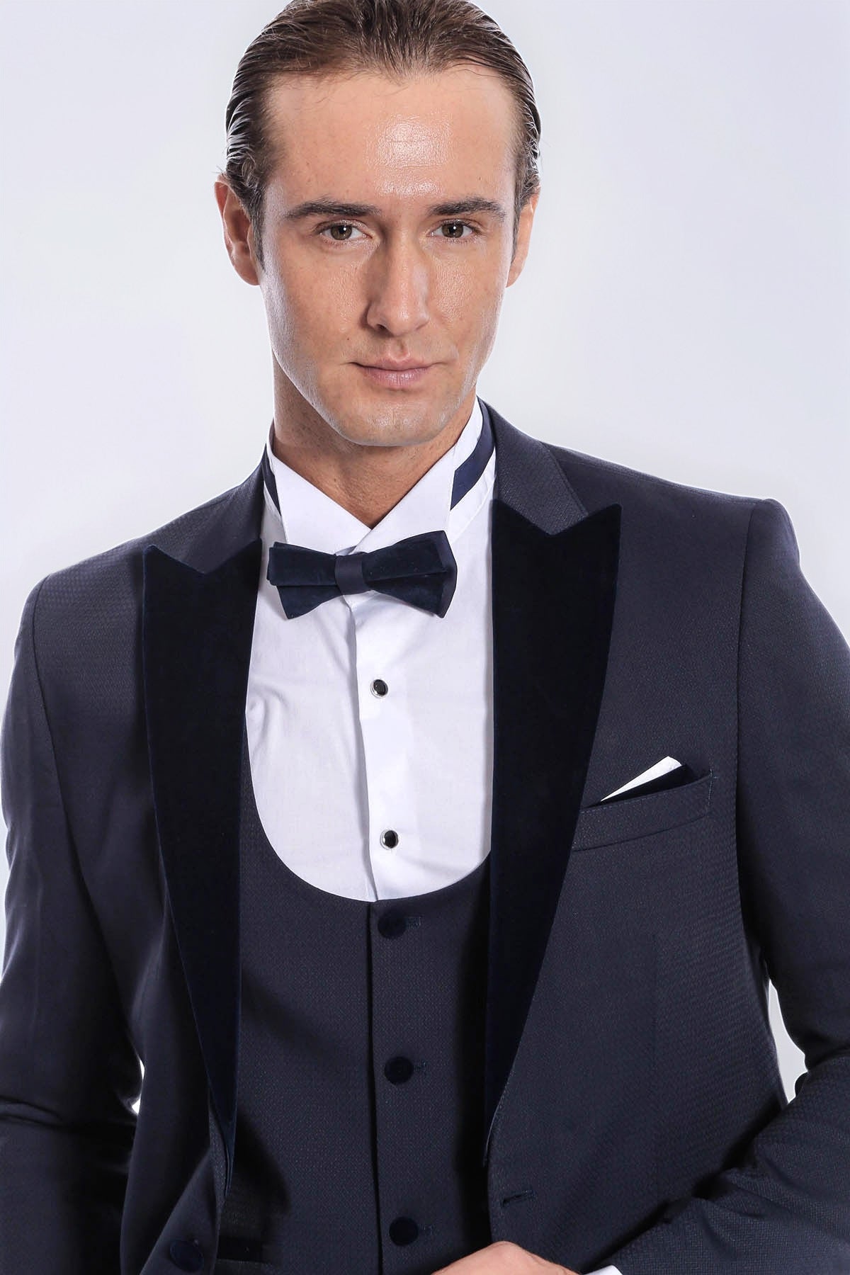 Velvet Lapel Slim Fit Navy Blue Men Tuxedo - Wessi