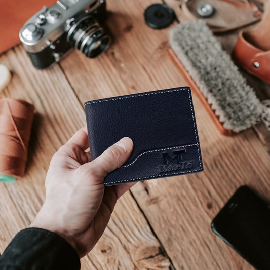 Simons Bi-fold Wallet - ThisandThatShoppe