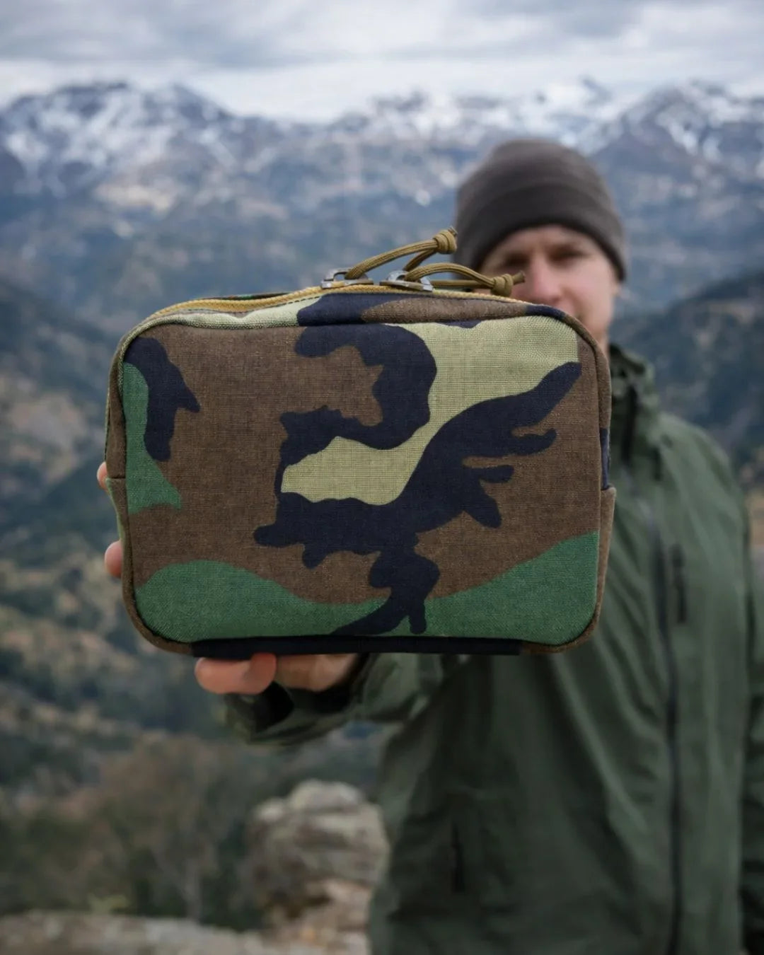Sac banane minimaliste motif forêt