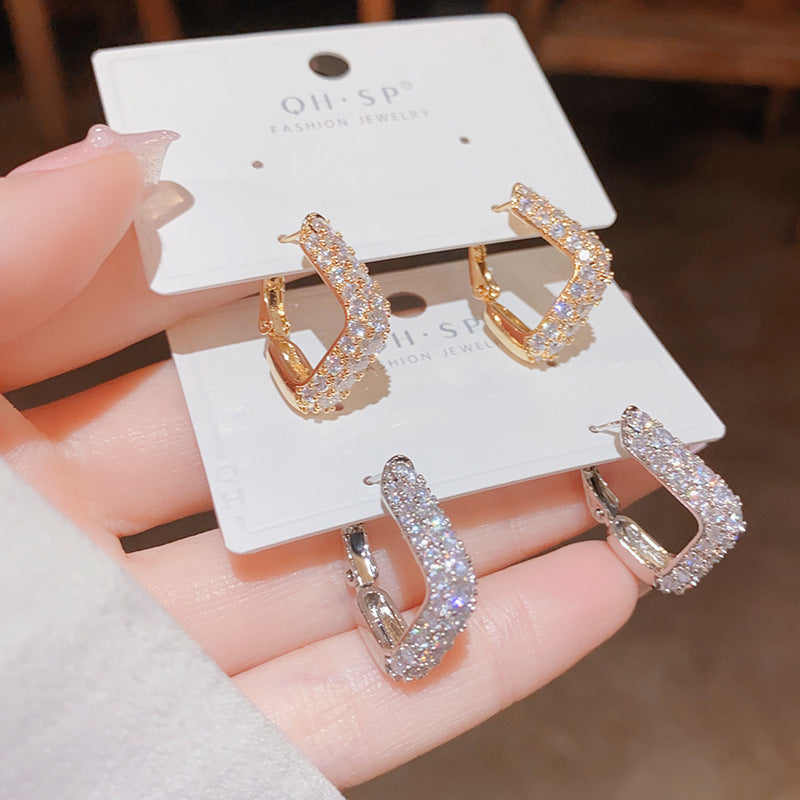 Affordable Luxury Square Snap back Earrings For Women