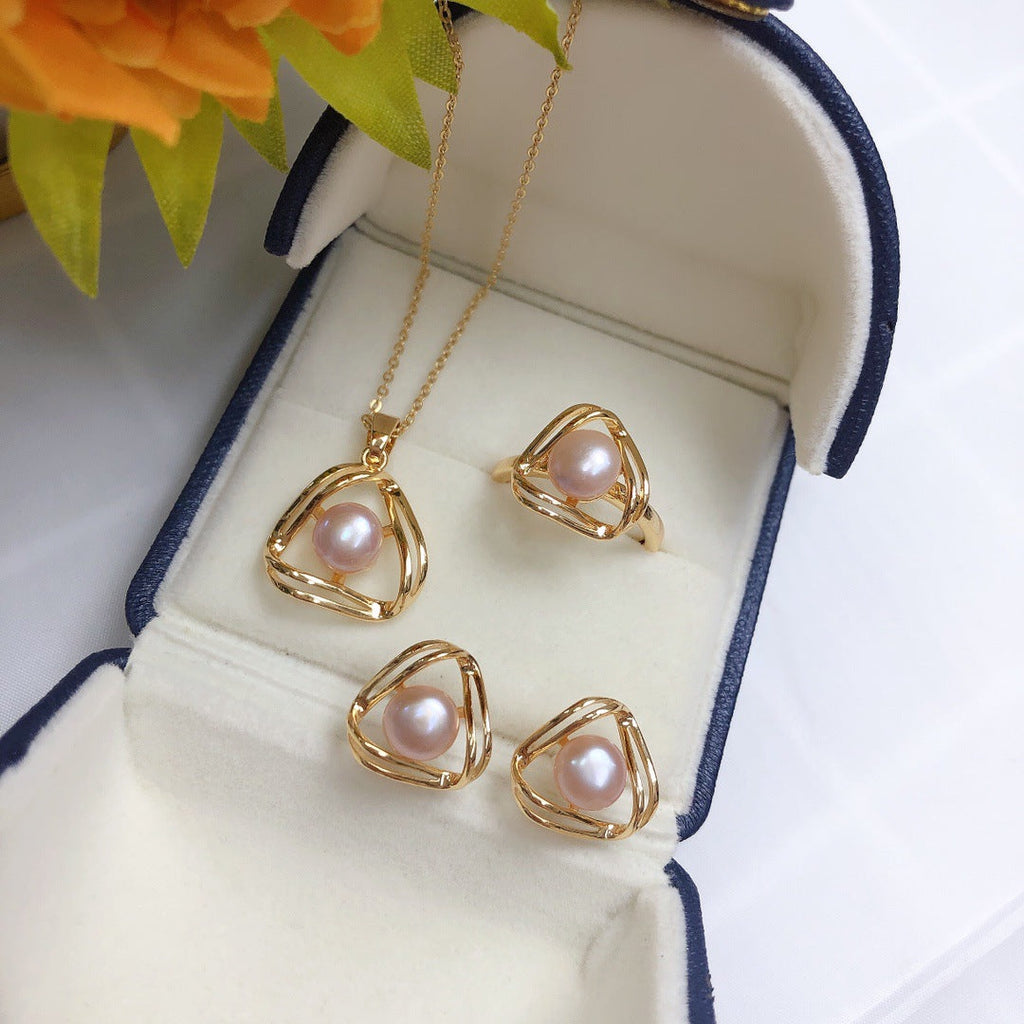 Simple And Exquisite Freshwater Pearl Necklace Suit