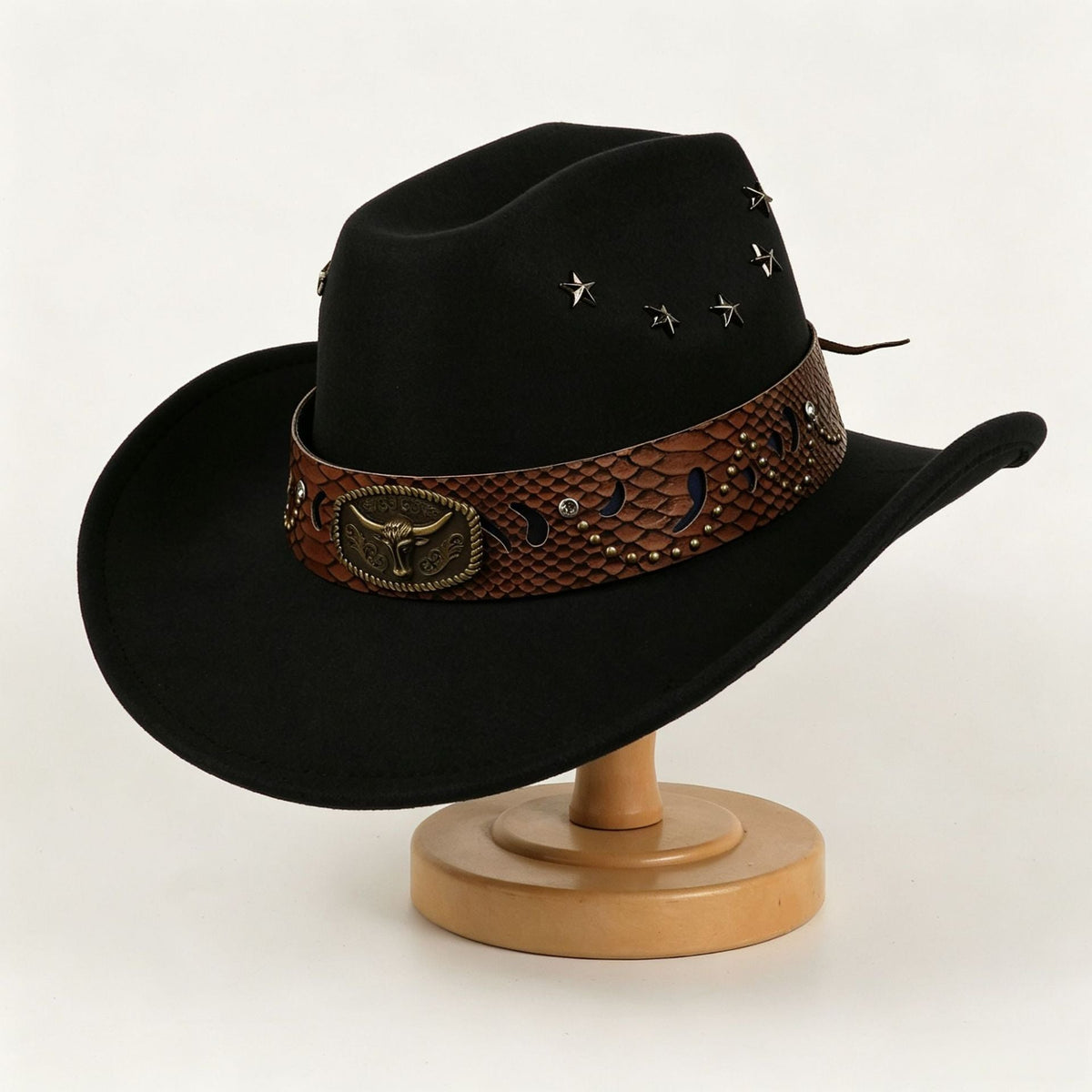 Best-selling European And American style Star studded Leather Jazz Cap
