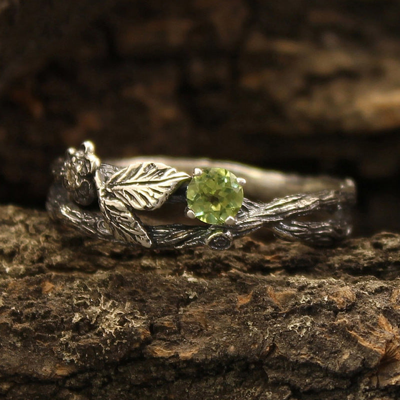 Retro-style Fashion Ring In Antique Silver Finish With Branch-like Design And Zircon Inlay