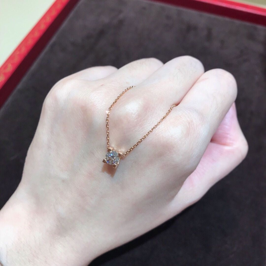 Simple Four-claw Single Diamond Pendant Female Temperament Titanium Steel Necklace