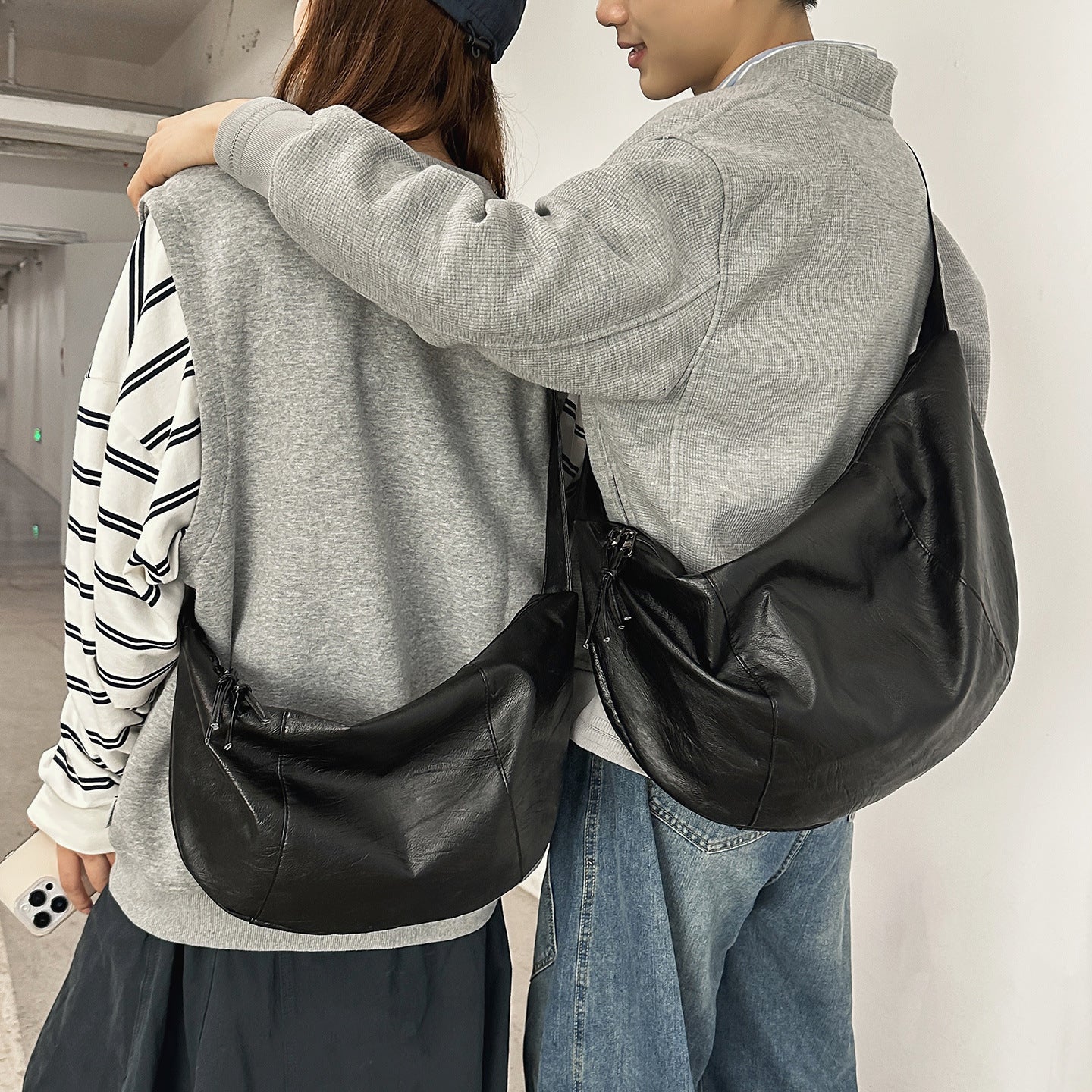 Large-capacity Motorcycle Riding Bag, Cool And Unique Crossbody Bag, Simple Single-shoulder Crossbody Bag