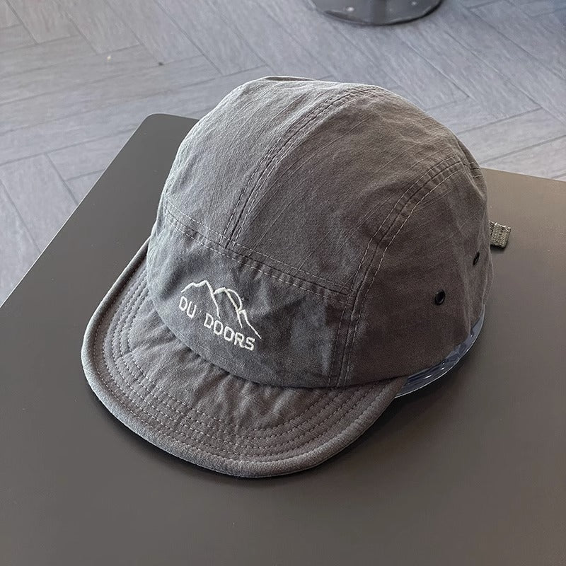 High-quality Japanese-style Baseball Cap With A Short Brim