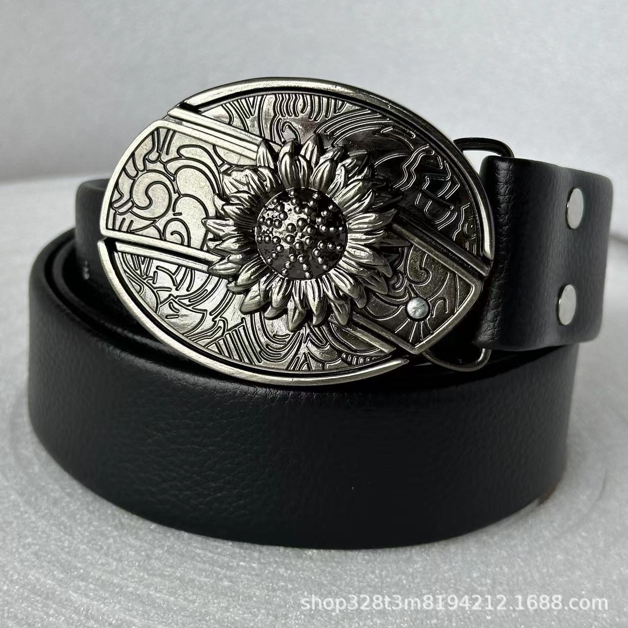 Smooth Buckle For Self-defense Trendy Punk-style Belt Buckle With A Distinctive Look