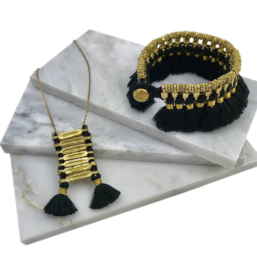 Collier Temple Bohème Indien Alliage de zinc vieilli Pompon en coton 17 pouces Fait main