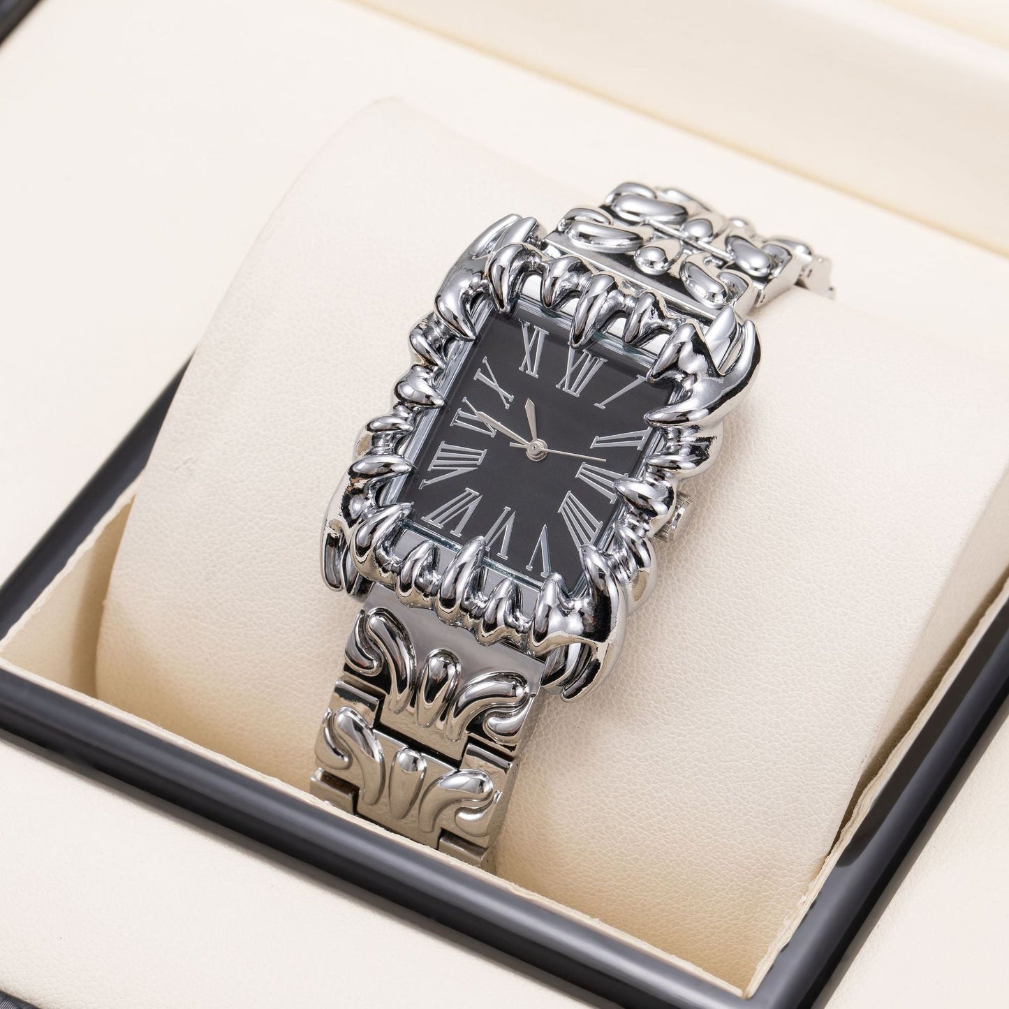 European And American Style Retro Personalized Embossed Irregular Shaped Pointed Claw Mens Watch