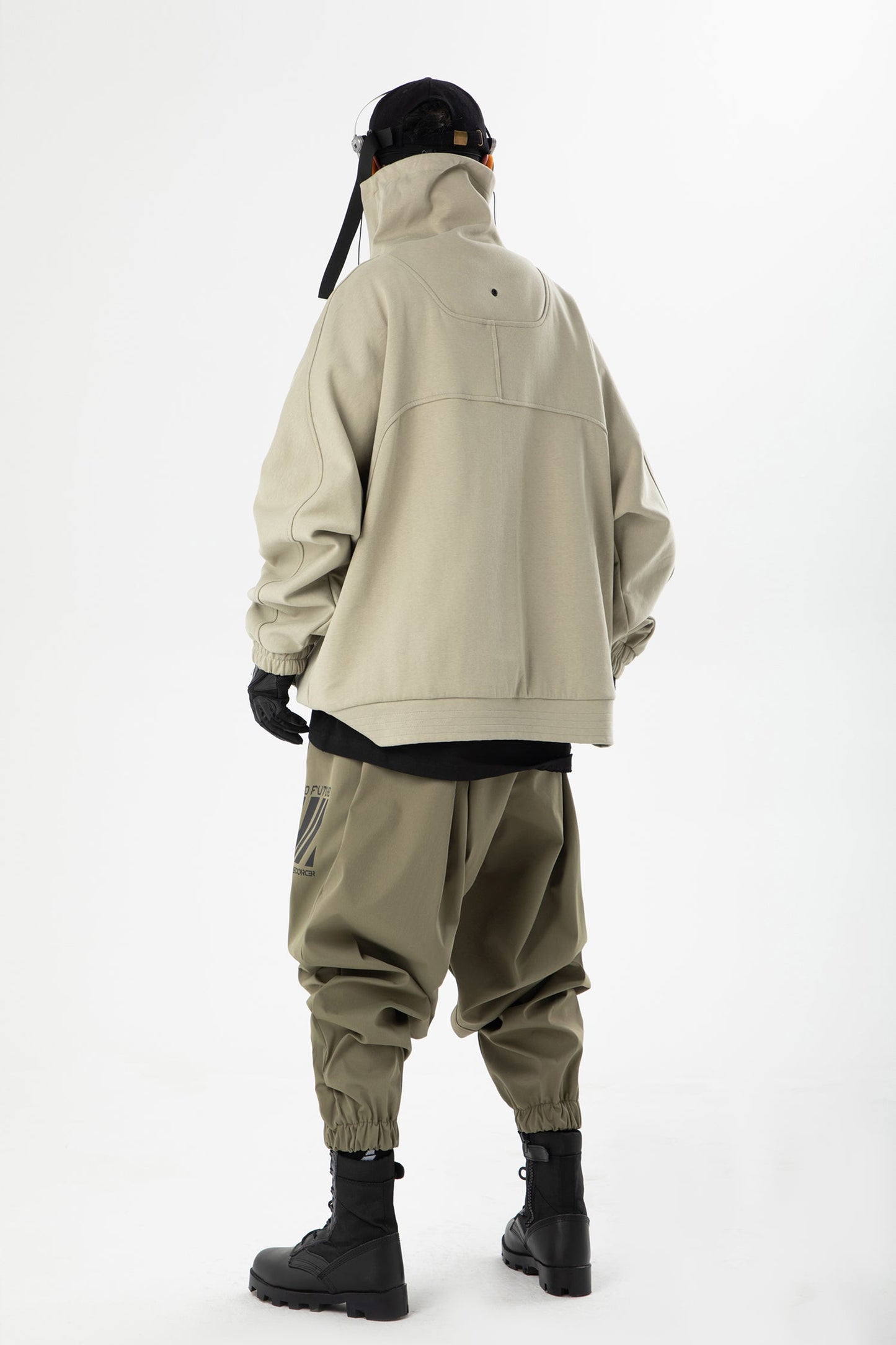 HiH49 Pull Col Montant Précision Olive