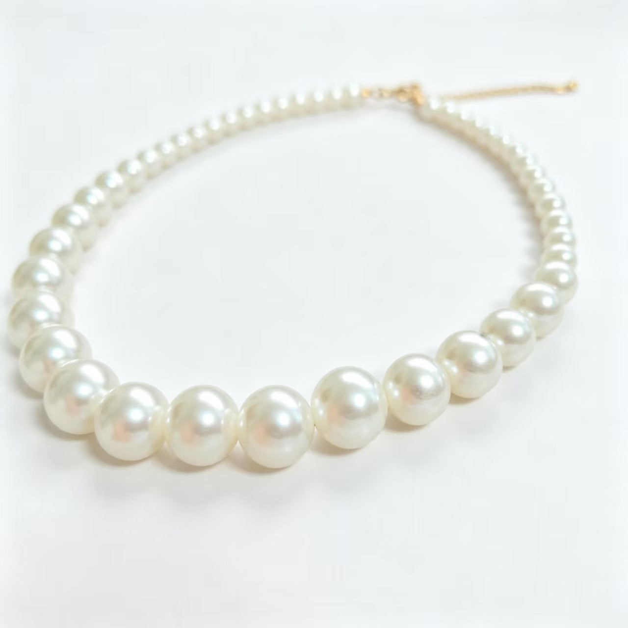 Retro Minimalist Chic French-style Faux Pearl Necklace
