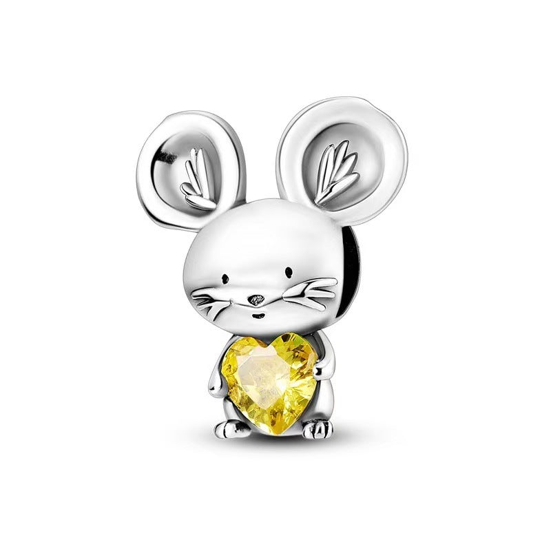 Cartoon Heart-holding Rabbit Punching Bag Bead Pendant DIY Exquisite Jewelry Accessory