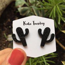 Boucles d'oreilles clous en acrylique cactus noir pailleté légères