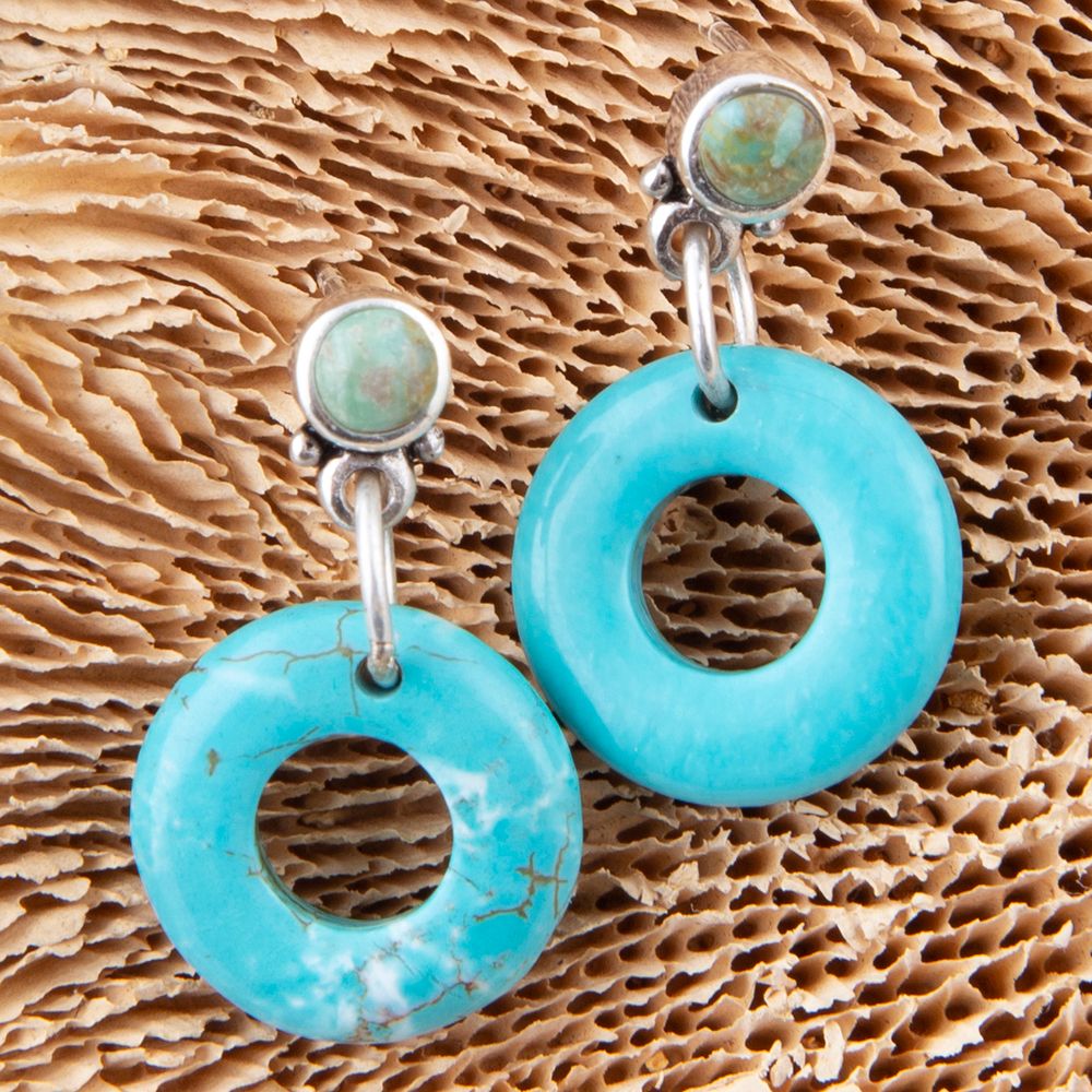Blaue Magnesit-Donut-Ohrringe aus Sterlingsilber