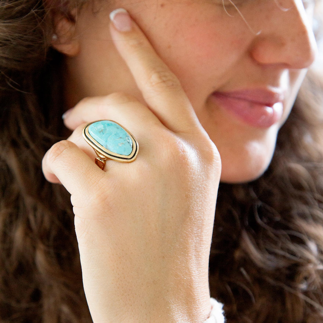 Bague à motif turquoise et or