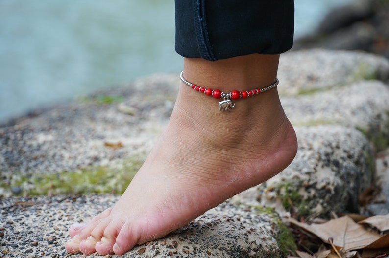 Boho Silber Fußkettchen mit rotem Elefanten-Anhänger Strand Sommer