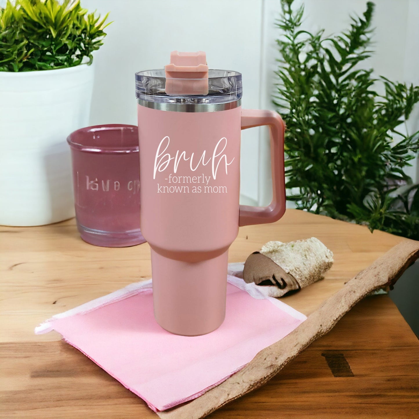 Gobelet isotherme rose de 1,2 L avec poignée, couvercle et paille, Tasse "Bruh Mom" humoristique