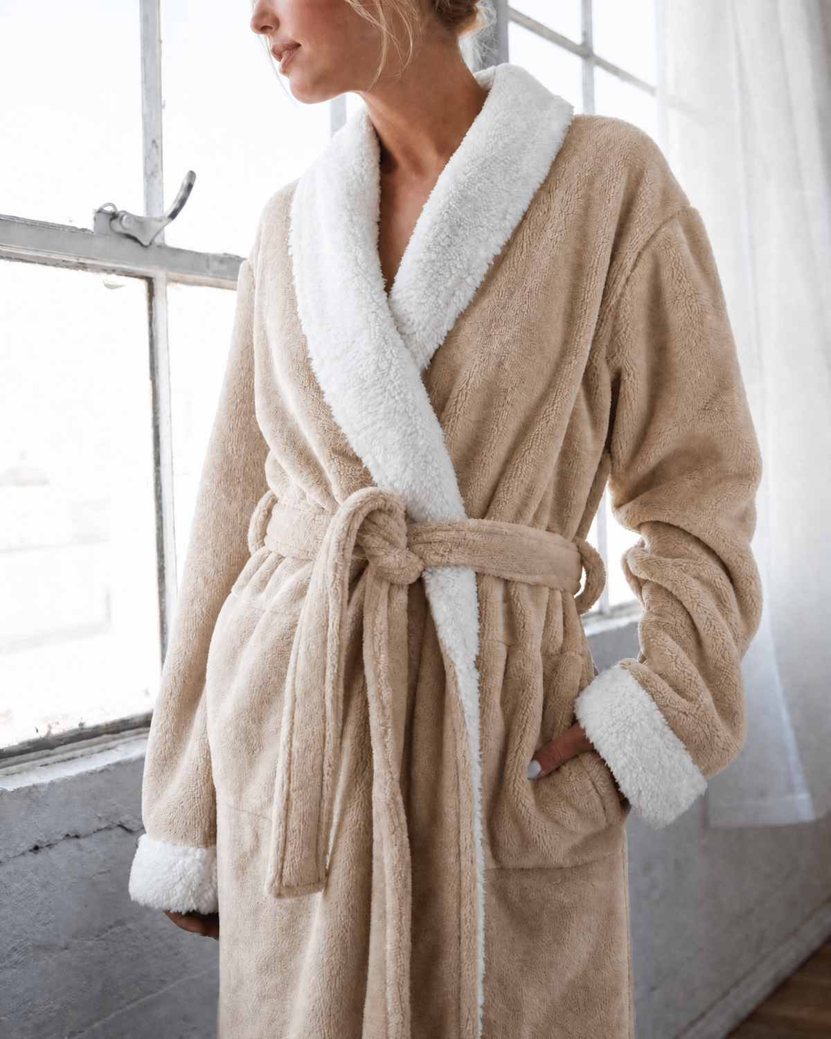 Wolkenweicher Sherpa-Fleece-Bademantel
