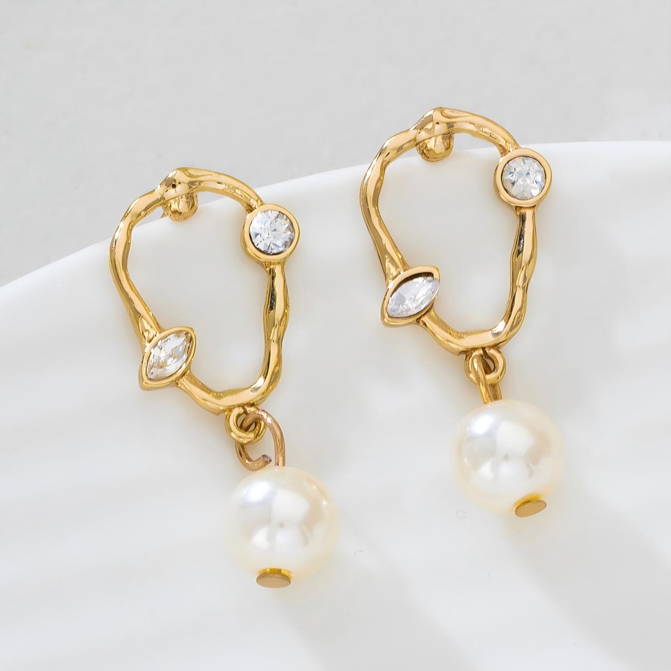 Ins Style Twisted Earrings, Exquisite Rhinestone Pearl Stud Earrings, Versatile Temperament Daily Commute Jewelry For Girls