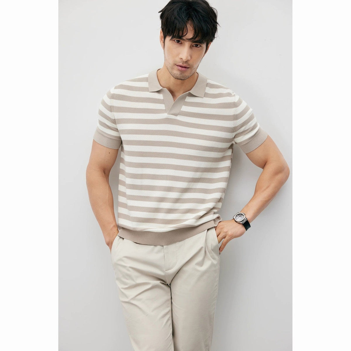Summer New Ice Silk Short Sleeve Knitted Men's V-neck Lapel Slim