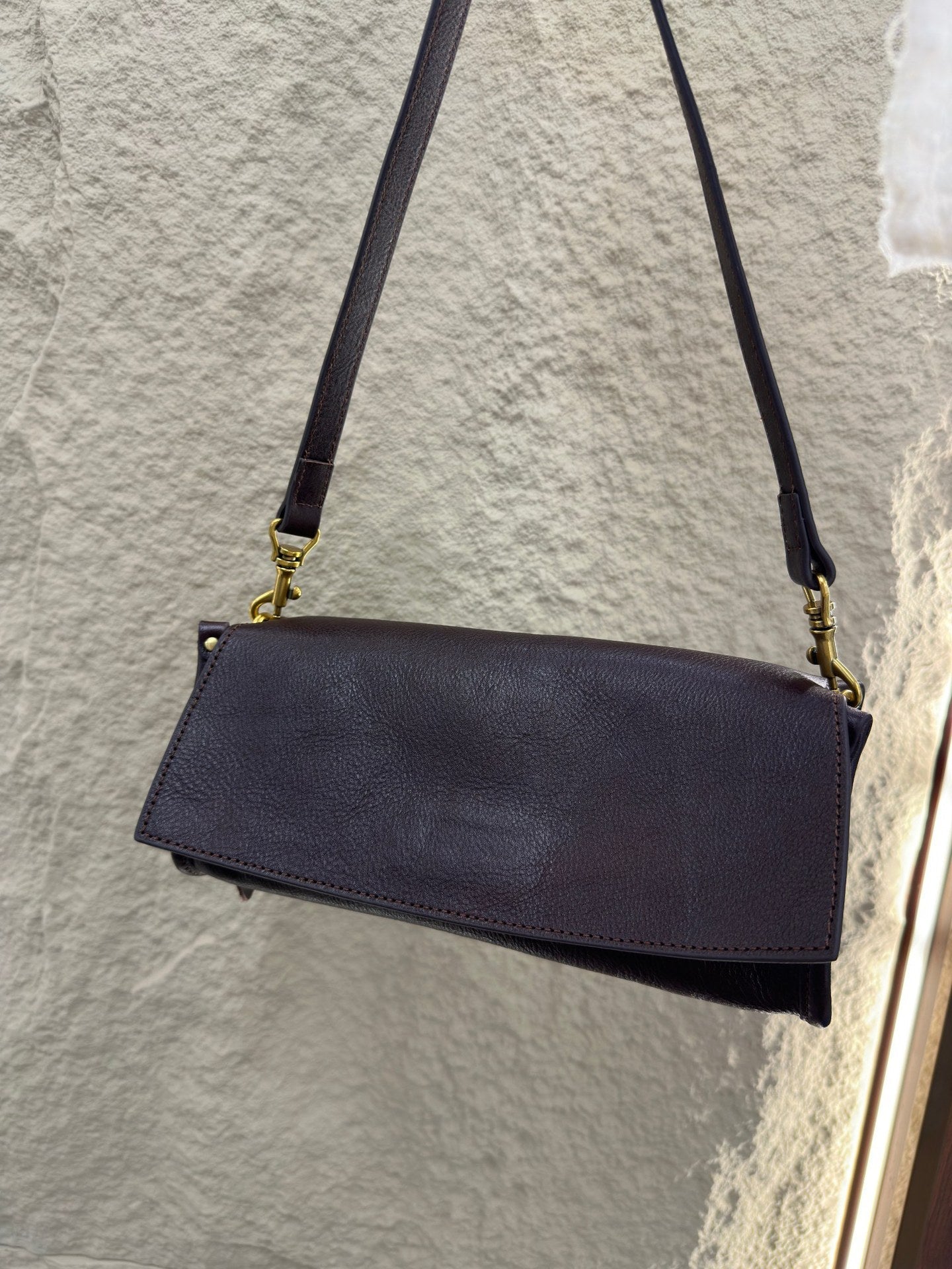 Top-grain Vegetable-tanned Cowhide Commuter Underarm Bag, Single-shoulder Crossbody Small Bag, New Simple Genuine Leather Women's Bag For Fall And Winter