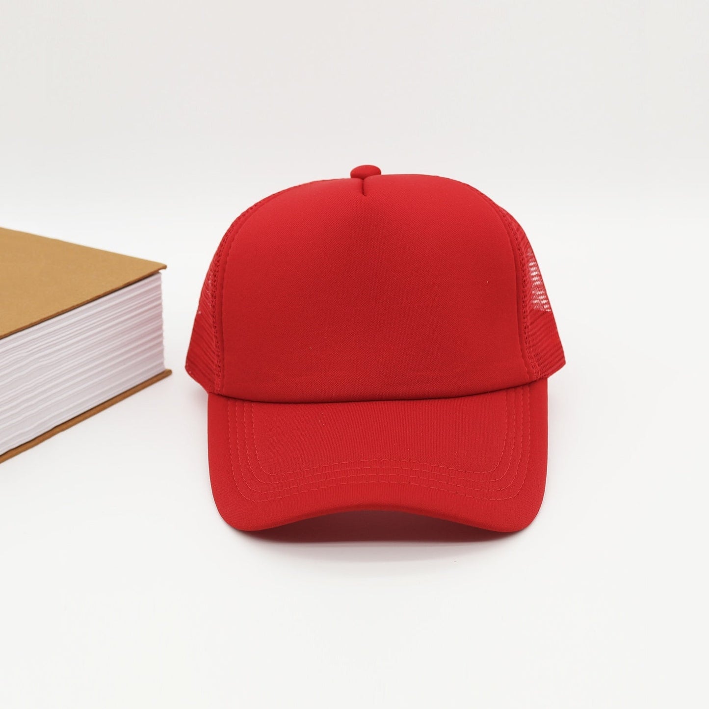 Spring And Summer Red Sponge Top Mesh Adjustable Curved Brim Baseball Cap Suitable For Outdoor Outings, Mountain Climbing And Daily Commuting