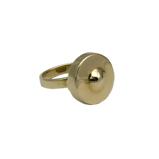 Bague cambodgienne en laiton recyclé de douilles d'obus, moulée à la main par un artisan